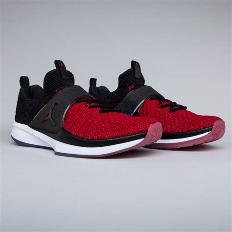 nike air jordan trainer 2 flyknit|Nike Flyknit fiberglass.